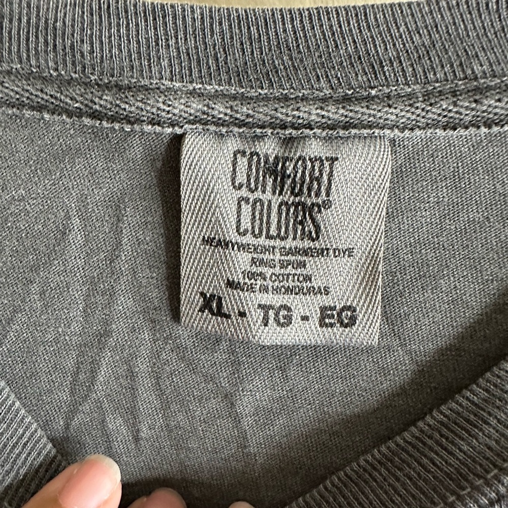 Bad Moms Club Graphic Tee - Picture 4 of 5